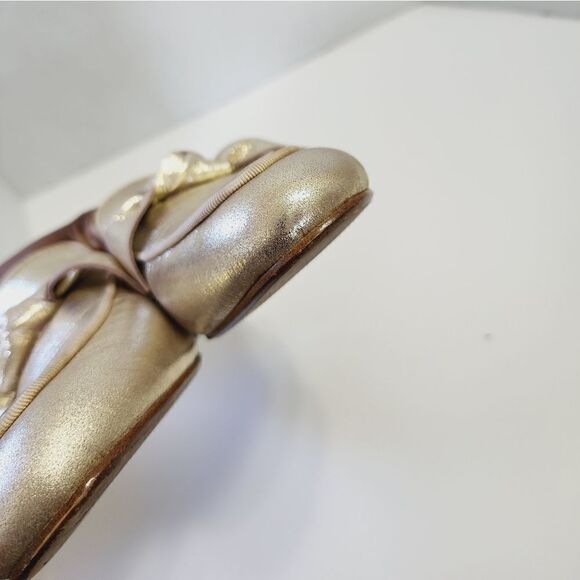 Ann Taylor  - Picture 4 of 14